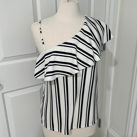Banana Republic Tops - Banana republic one shoulder ruffled nautical top